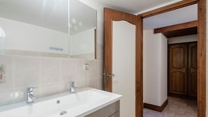Casa | Bany | Combinació de dutxa i banyera 