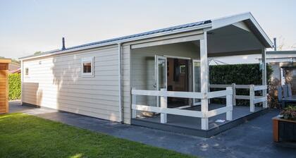 Comfortably Furnished Chalet with Porch near Veluwe