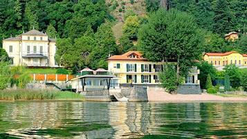 House | Bahagian luar