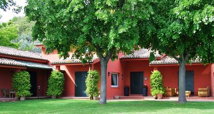 Pretty Cottage in Colonnella With Swimming Pool