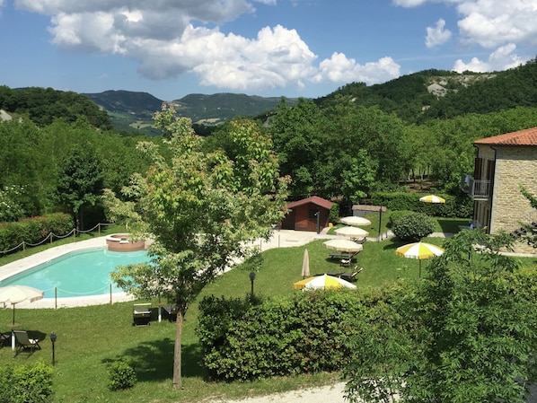 House | Pool