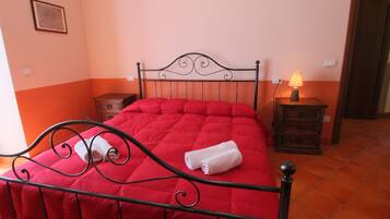 Casa | 1 quarto, individualmente mobiliados, roupa de cama