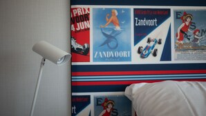 2 bedrooms, individually furnished, bed sheets - Trendy Lodge With Dishwasher Near the Beach (Zandvoort)