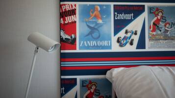 2 bedrooms, individually furnished, bed sheets