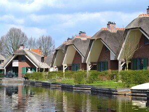 Villa | Exterior