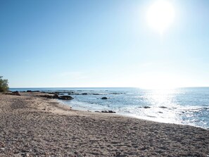 Exterior - Holiday Home in Frejus Near Sea and Lake (Fréjus)