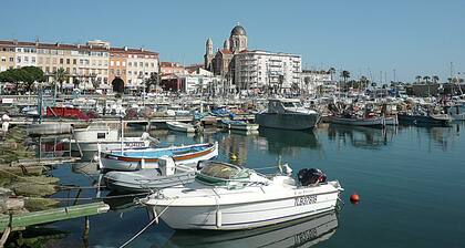 Holiday Home in Frejus Near Sea and Lake