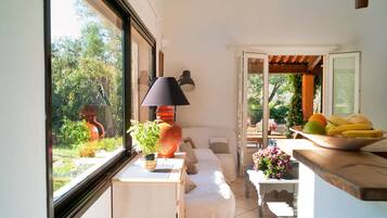 House | Living room