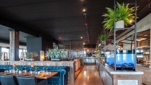 House | Tempat makan