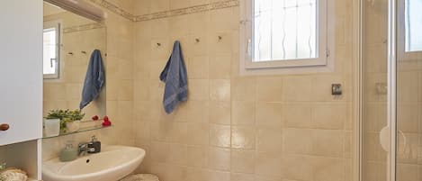 Villa | Badezimmer