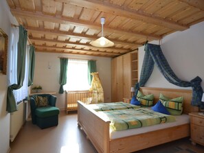 Apartment | 1 Schlafzimmer, individuell eingerichtet, Bettwäsche