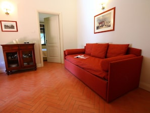 Cottage | Living room | DVD player