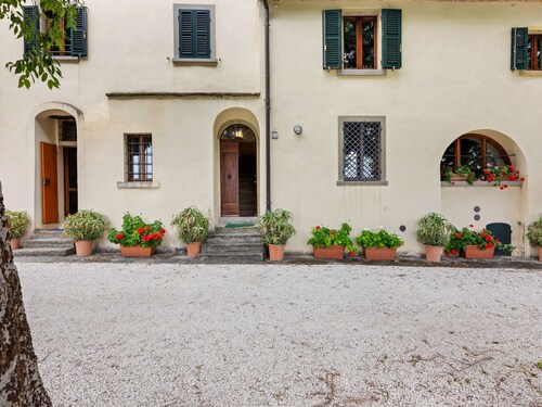 Mountain-view Holiday Home in Tredozio With Pool
