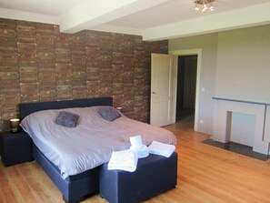 独立别墅 | 8 多间卧室、特色家居、熨斗/熨衣板、床单