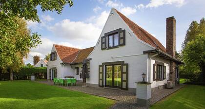 Cozy Holiday Home in Sint-idesbald With Sauna