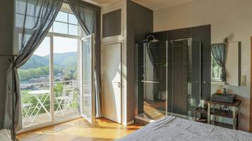 5 chambres, ameublement personnalisé, draps fournis