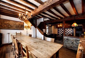 تناول الطعام