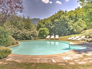 House | Pool | Outdoor pool - Tuscan Charm With Pool & Views (San Godenzo)