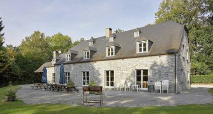 Woodland Estate, Sosoye