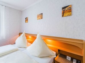 Apartment | 1 bedroom, individually furnished, bed sheets - Ruhiges Apartment in Schwalefeld mit Garten (Willingen)