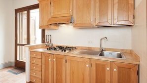 Apartment | Private kitchen - Cozy Apartment in Modigliana With Vineyard Views (Modigliana)