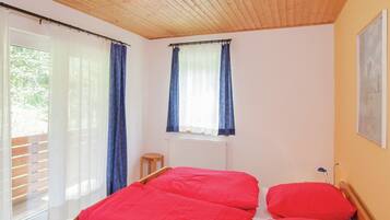 2 bedrooms, individually furnished, bed sheets