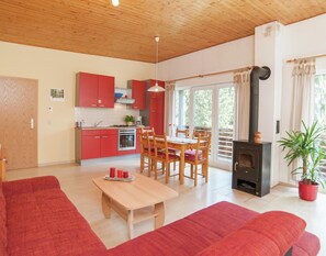 House | Living area - Holiday Home in Thuringian Forest Retreat (Grossbreitenbach)
