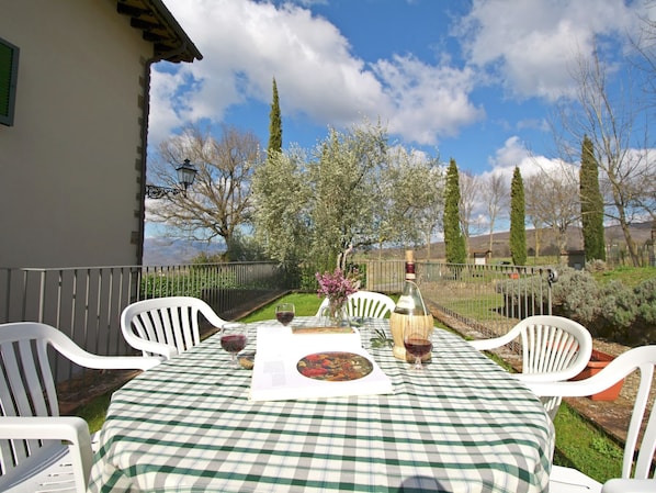 House | Dining