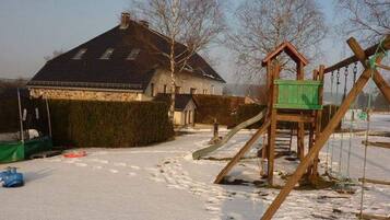 Cottage | Property amenity