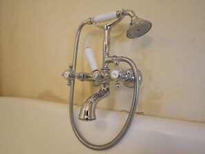 Bathroom - Castle Wing Situated in the Heart of a Quiet (Manhay)