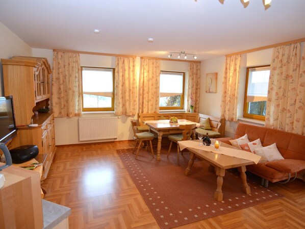 Apartment | Living room - Bavaria Modern Family Stay (Prackenbach)