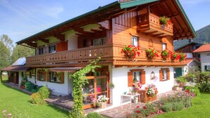 Apartment | Exterior - Apartment Located in Inzell Offering a Beautiful View (Inzell)