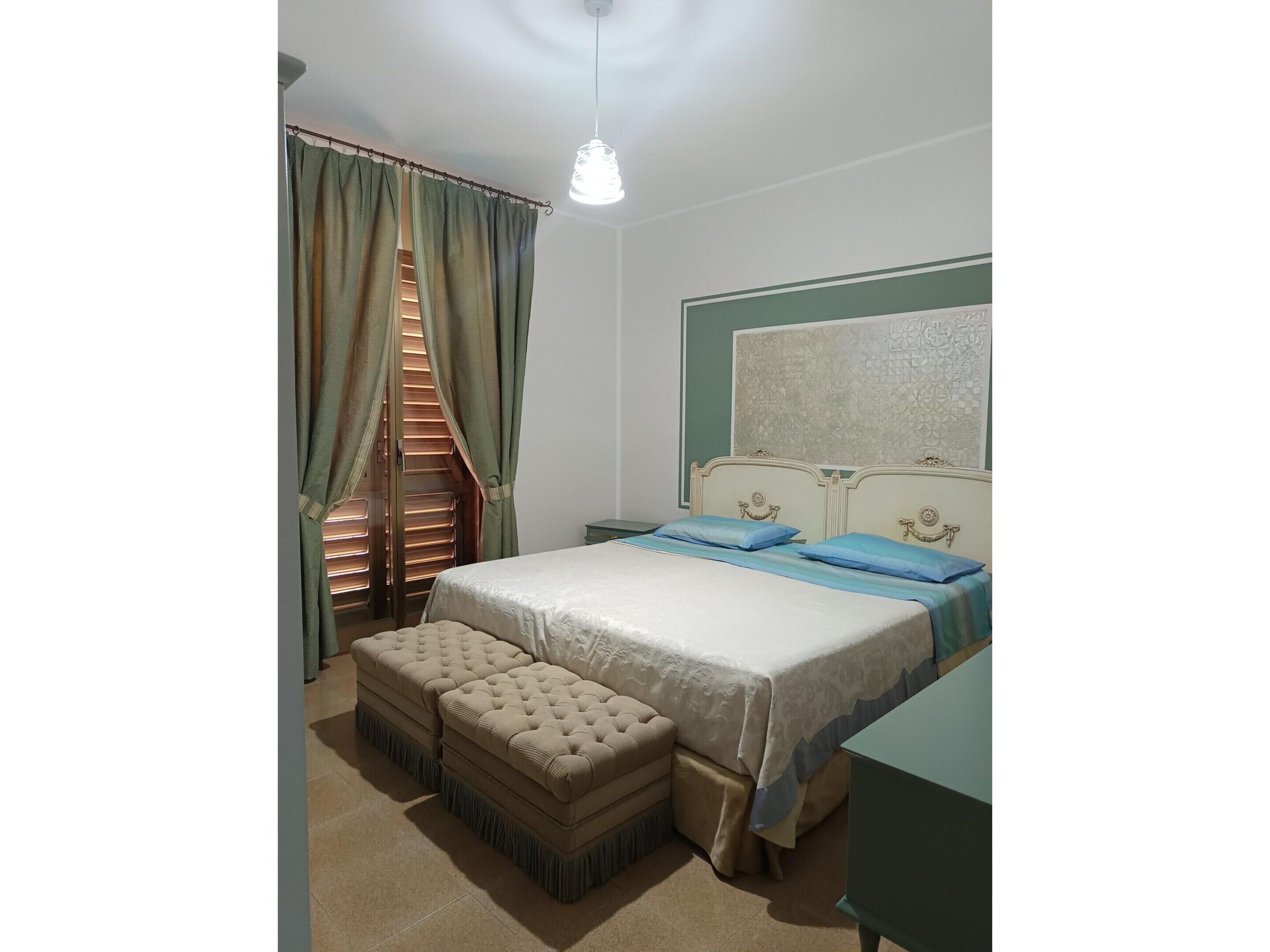 獨棟房屋 | 2 間臥室、布置獨特、床單