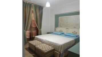 House | 2 bedrooms, individually furnished, bed sheets