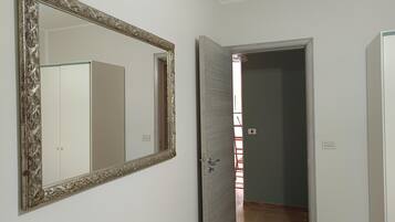 House | 2 bedrooms, individually furnished, bed sheets