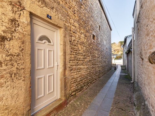 Cozy Holiday Home in Port-en-bessin-huppain With Heating Facility