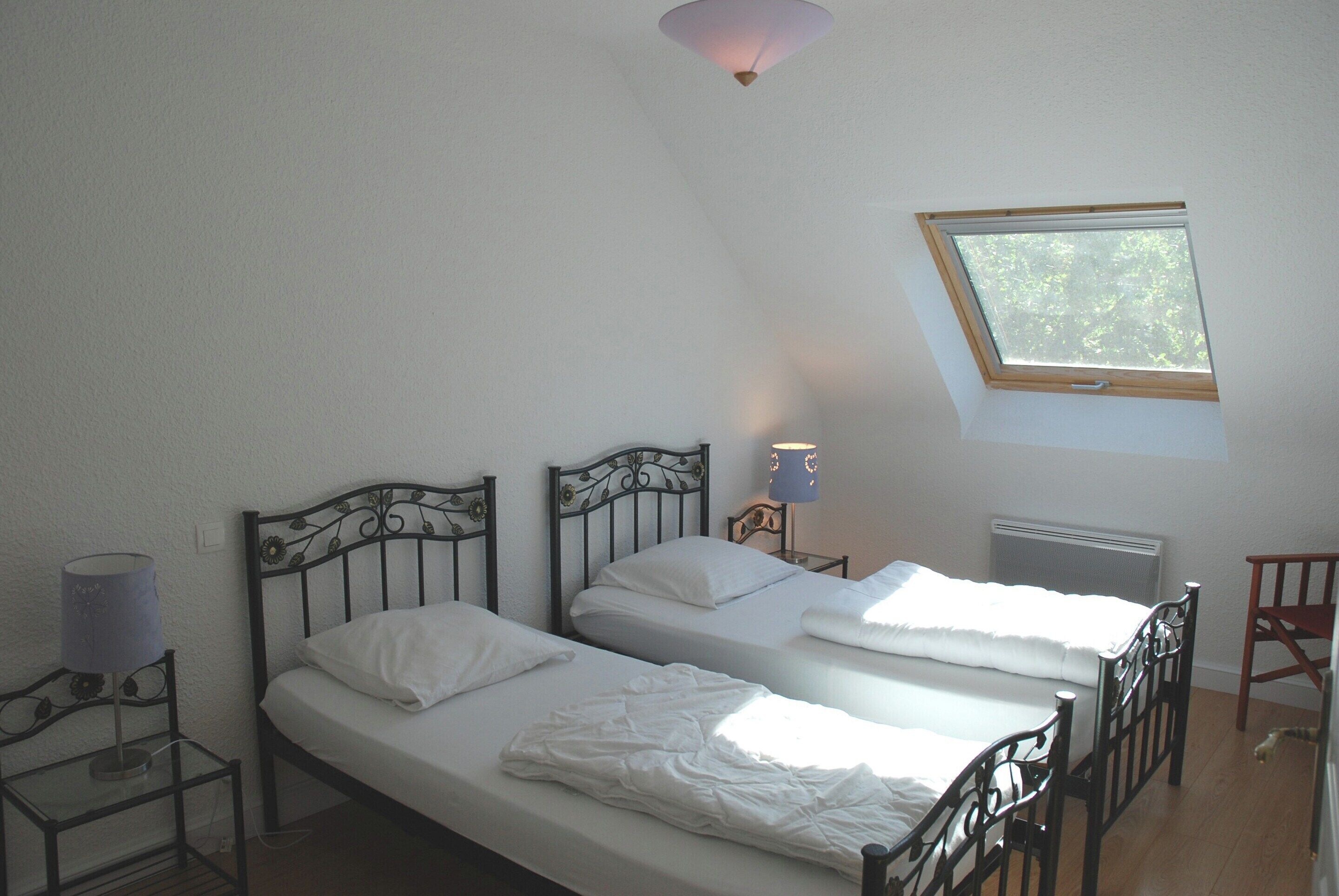 Casa | 4 habitaciones, muebles diferentes y ropa de cama 
