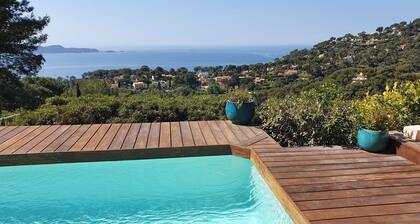 Villa in Hyeres Near Beach & Pool