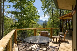Outdoor dining -  Beautiful Mtn. Views Just 5 Min to G'burg, Covered Hot Tub under Lighted Gazebo (Gatlinburg)