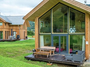 Chalet | Exterior