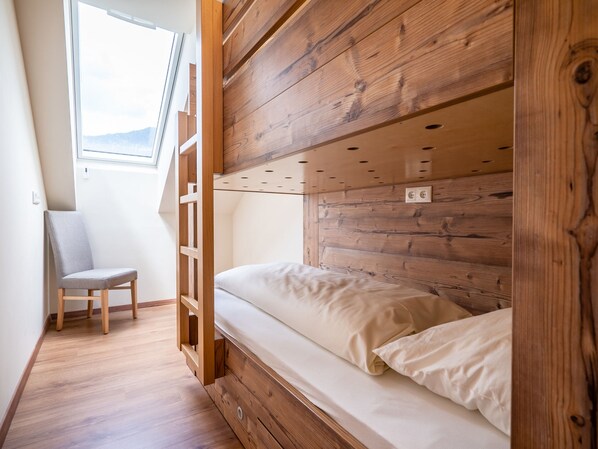 apartman | 4 hálószoba, internet-hozzáférés és ágynemű