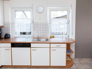 House | Private kitchen - Spacious Holiday Home in Haserich near Lake (Haserich)