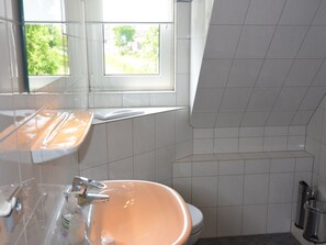 Ferienhaus | Badezimmer | Dusche