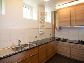 Ferienhaus | Eigene Küche | Ofen, Geschirrspüler