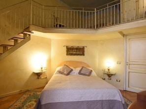4 bedrooms, bed sheets - Apartment in Florence Near Duomo (Florence)