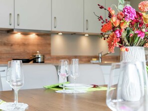 Chalé | Cozinha privada | Cadeirão de bebê