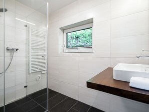 Chalet | Bathroom