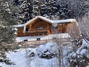 Chalet | Exterior