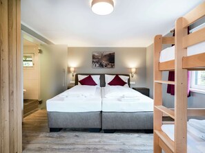 Chalé | 4 quartos, roupa de cama