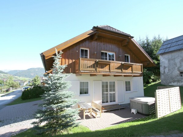 Chalet | Exterior